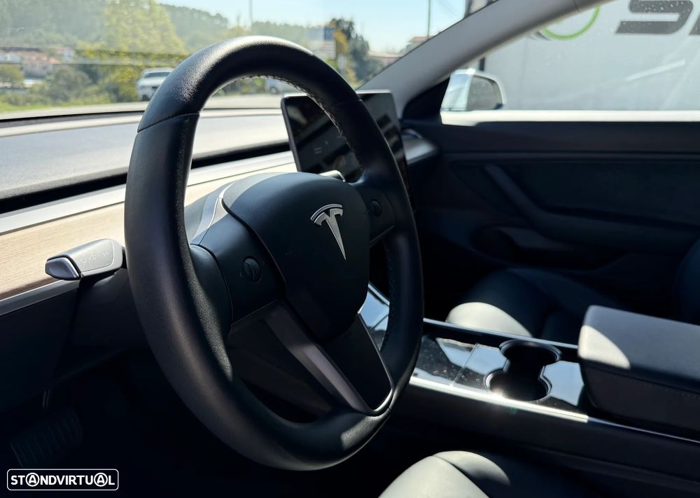 Tesla Model 3 Long Range Tração Integral - 28