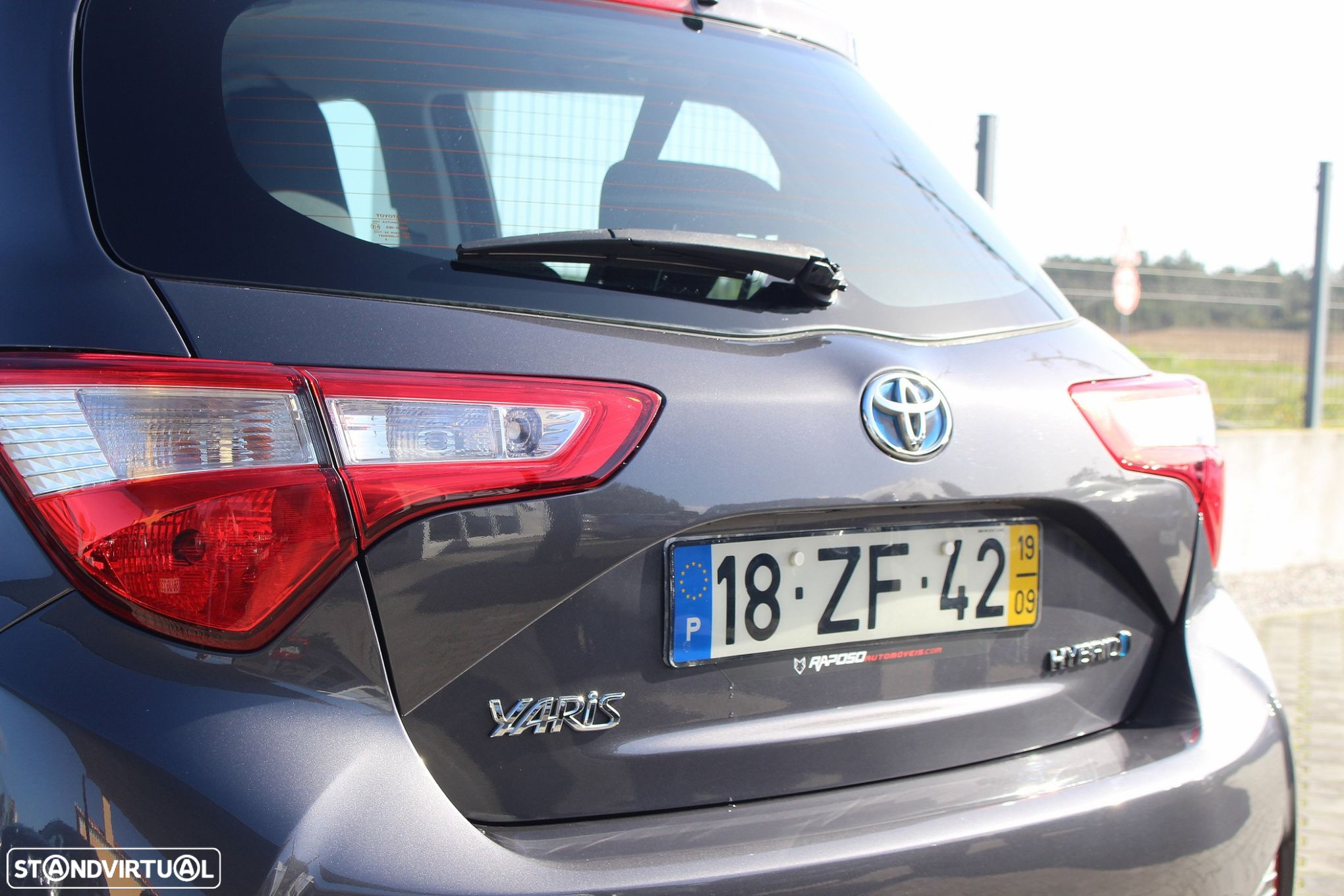 Toyota Yaris 1.5 HSD Active - 14