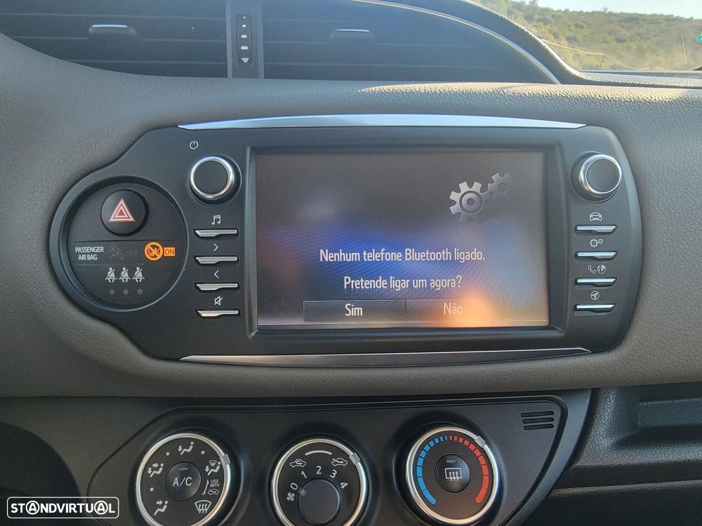 Toyota Yaris 1.0 VVT-i Comfort+P.Style - 25