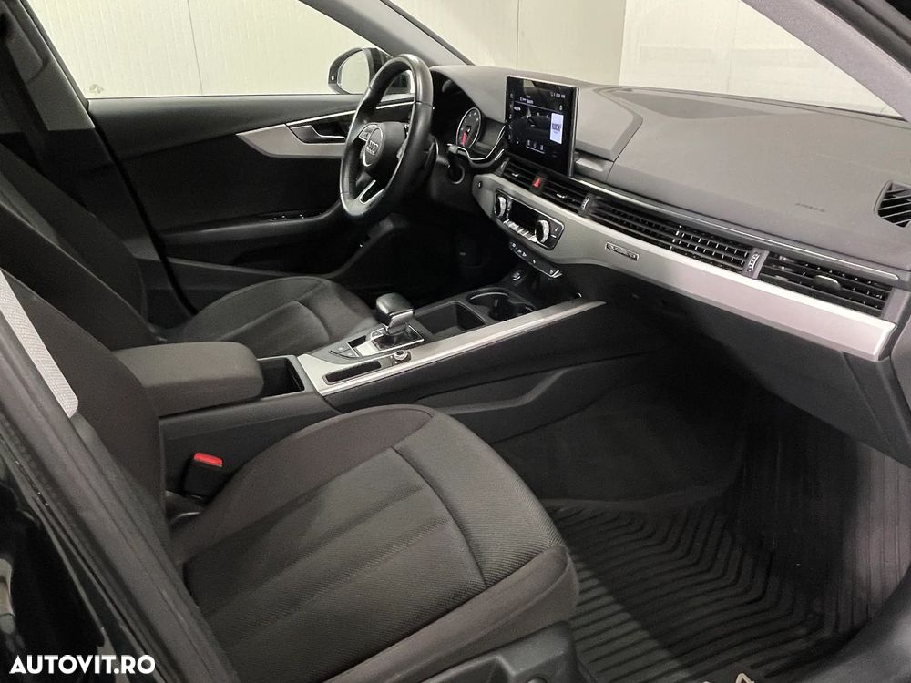 Audi A4 40 TFSI quattro S tronic MHEV Advance - 11