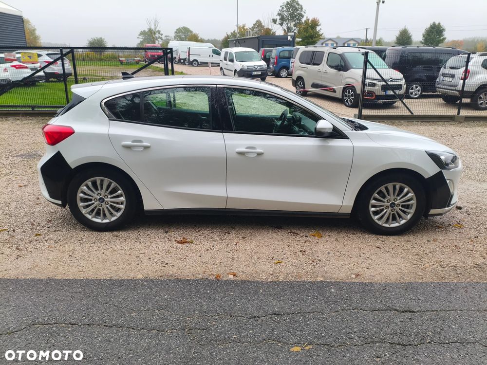 Ford Focus 1.5 EcoBlue Start-Stopp-System TITANIUM X - 4