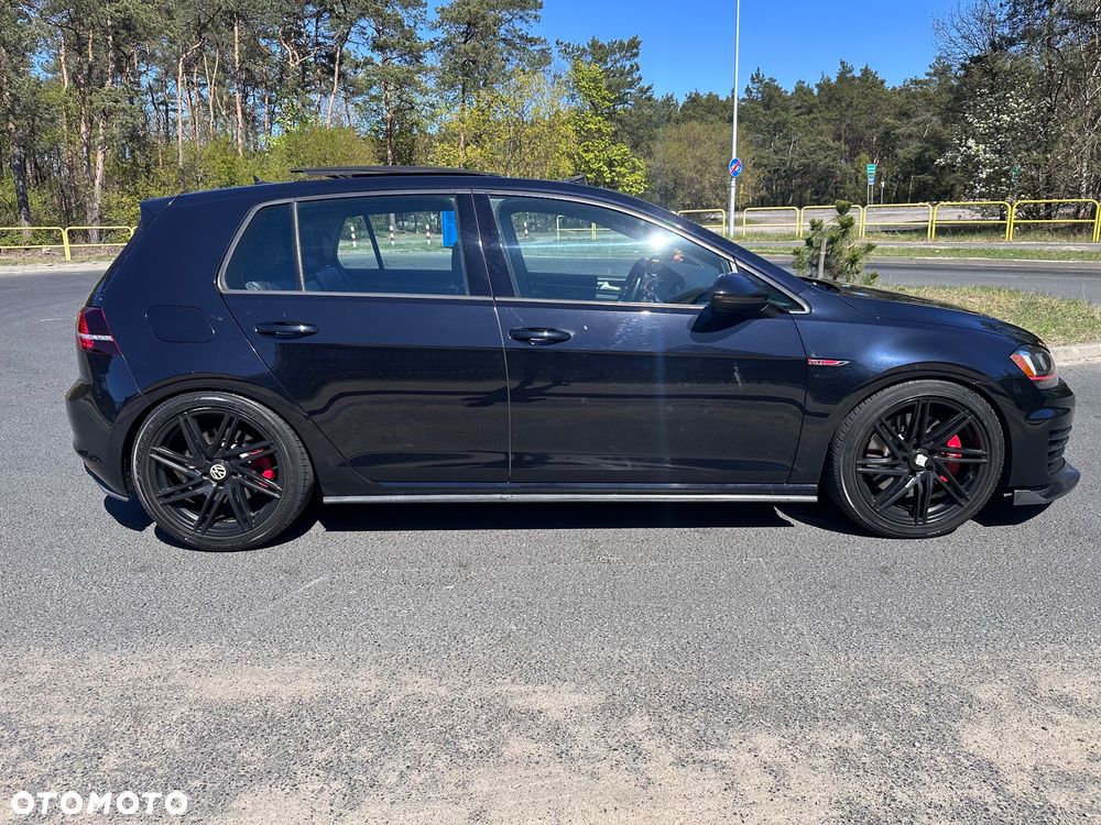Volkswagen Golf GTI Performance BlueMotion Technology DSG - 17