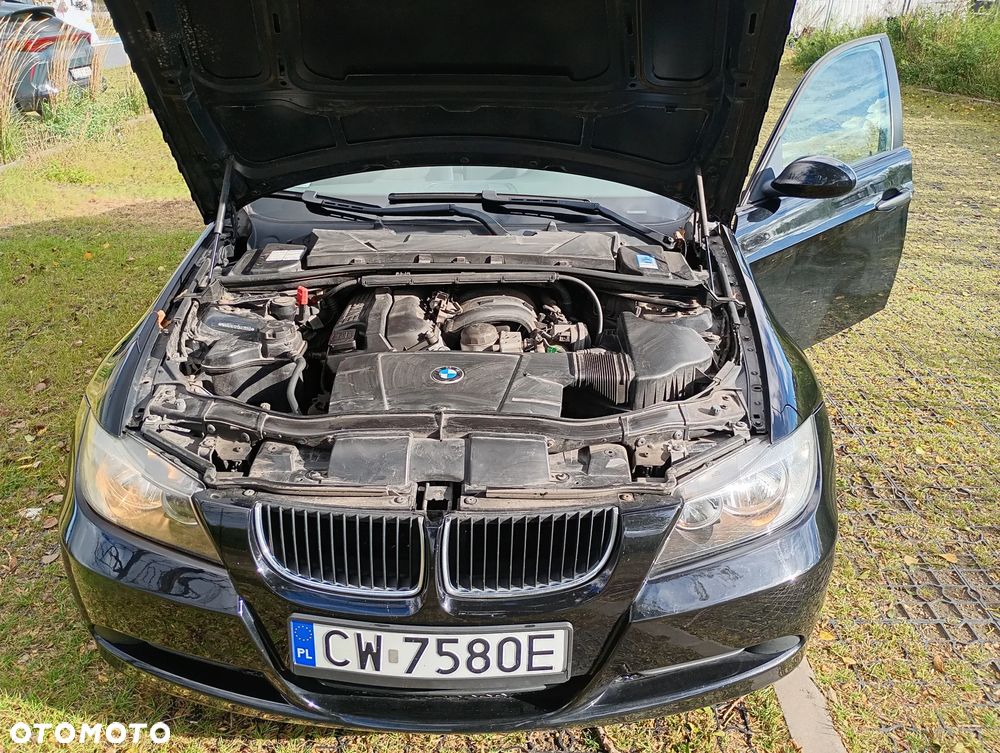 BMW Seria 3 318i - 10