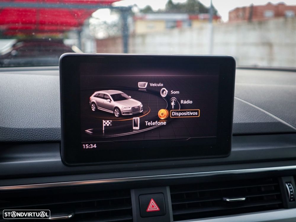 Audi A4 Avant 2.0 TDI Advance S tronic - 33