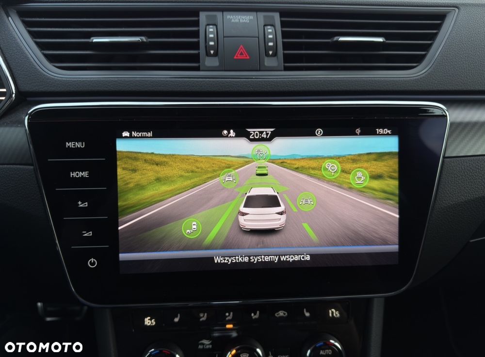 Skoda Superb 2.0 TDI SCR Sportline DSG - 38