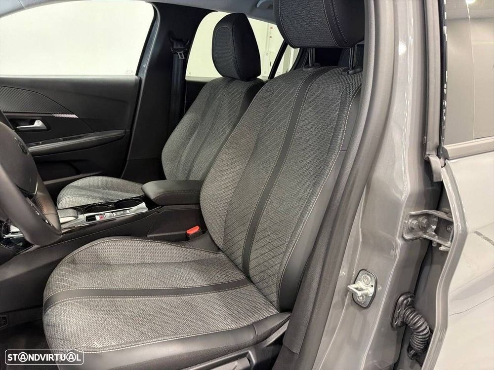 Peugeot e-208 50 kWh Allure - 9