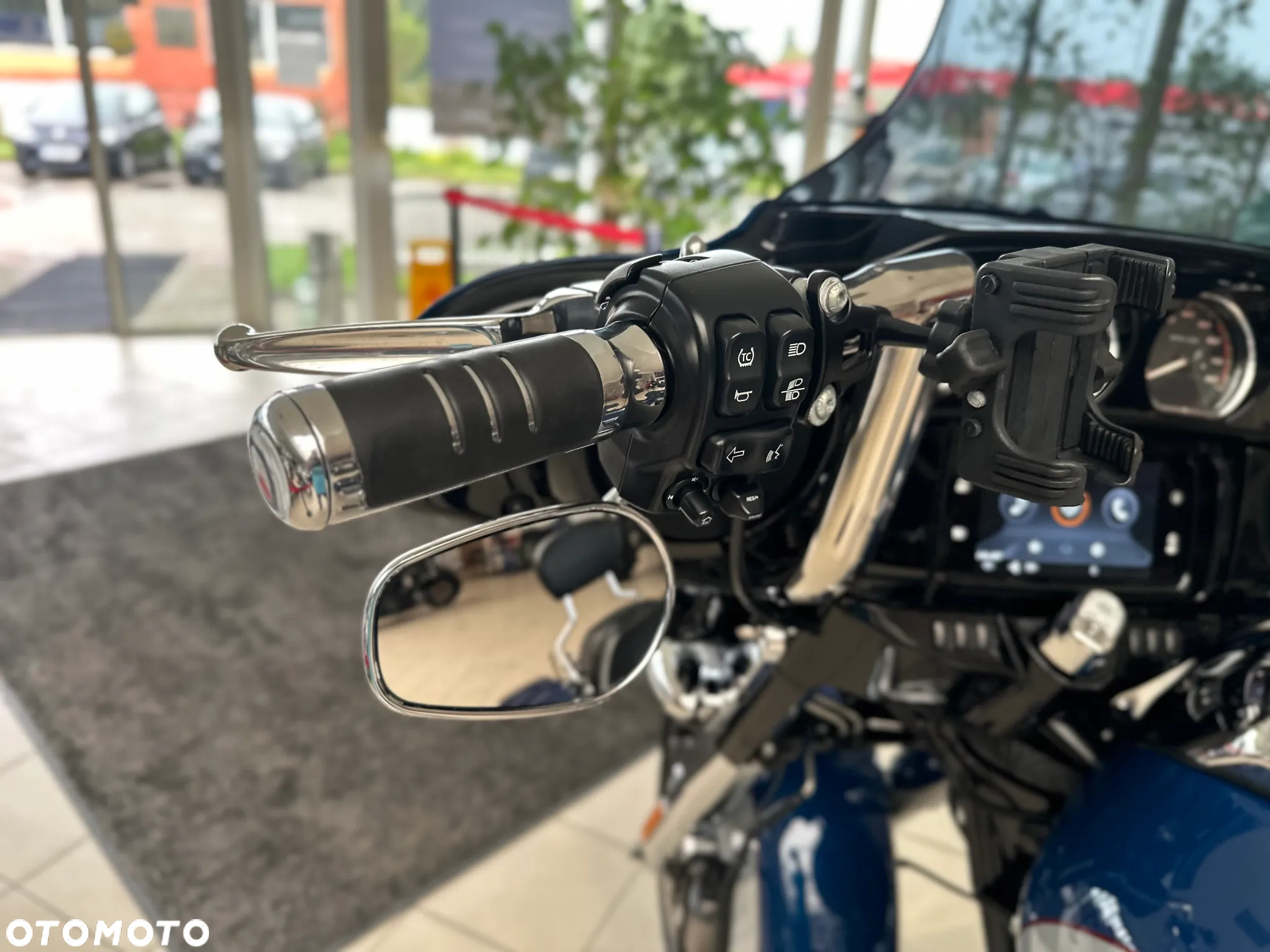 Harley-Davidson Touring Street Glide - 31