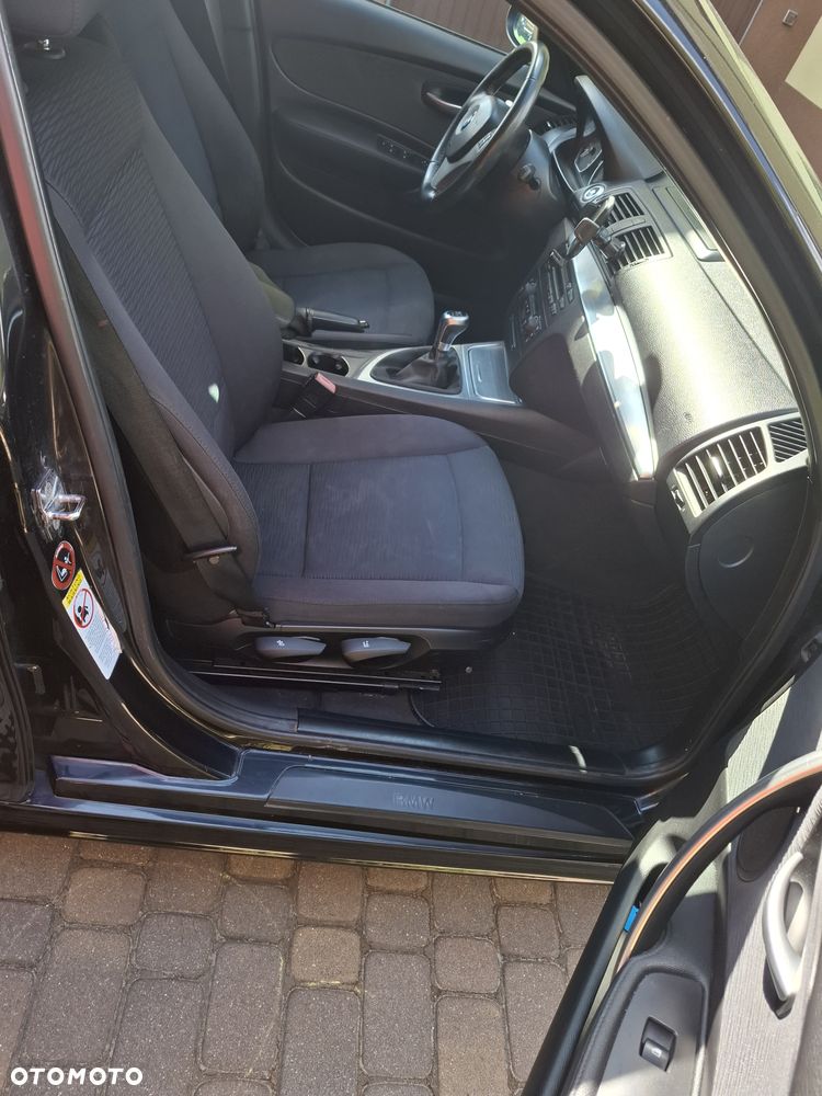 BMW Seria 1 118d - 11