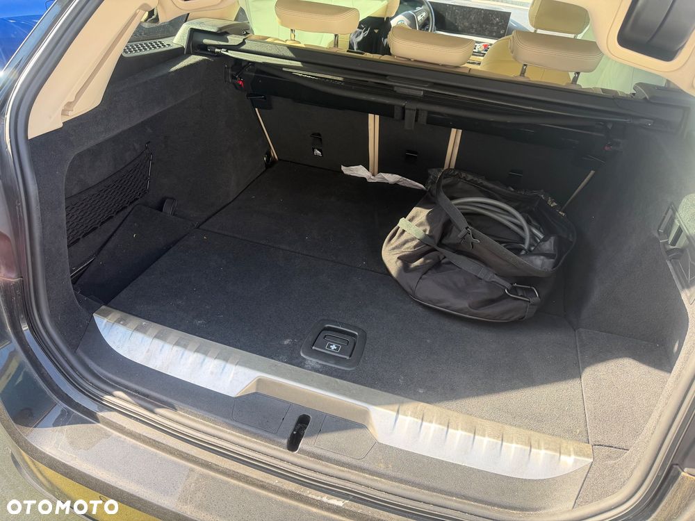 BMW Seria 3 320d Efficient Dynamics Advantage - 12