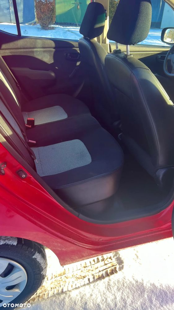 Hyundai i10 1.1 Classic - 8