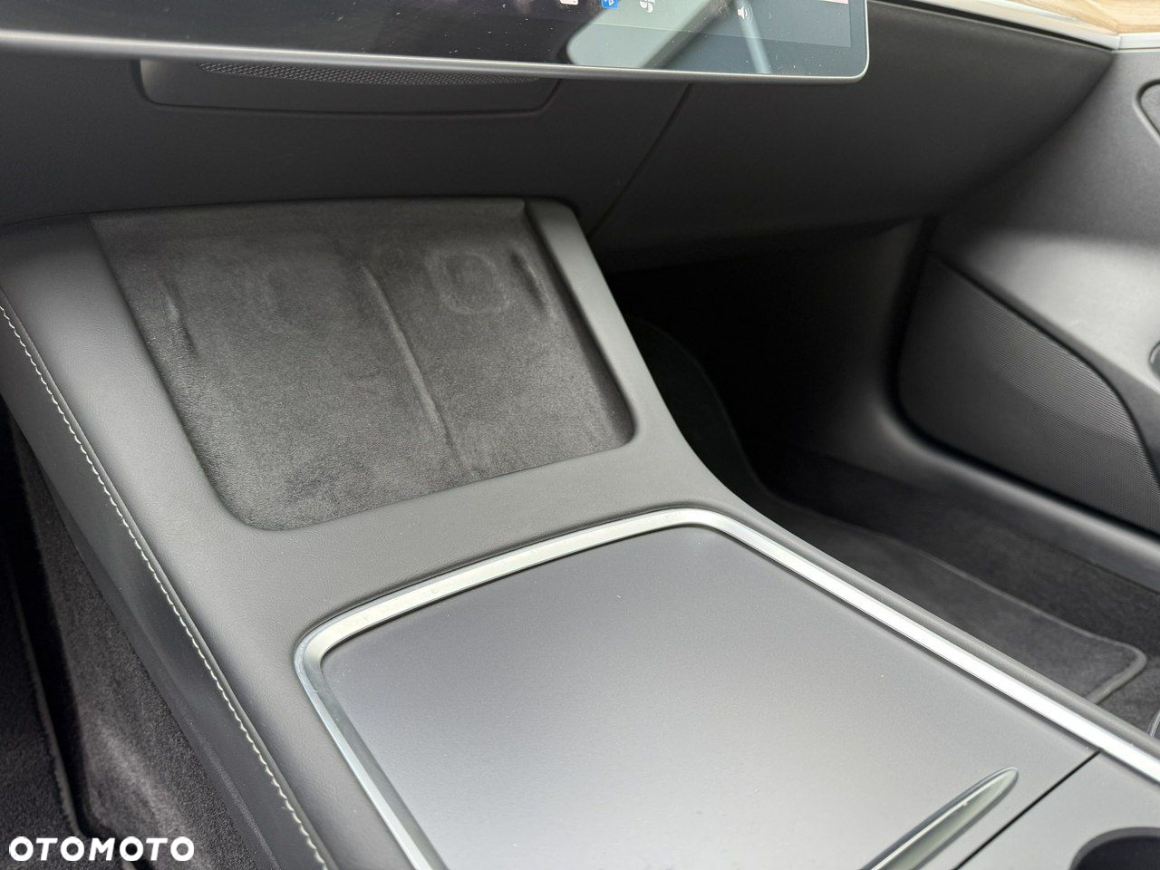 Tesla Model 3 - 27