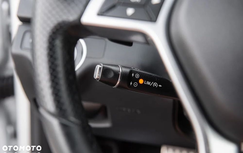 Mercedes-Benz Klasa C 200 Coupe 7G-TRONIC Edition - 23