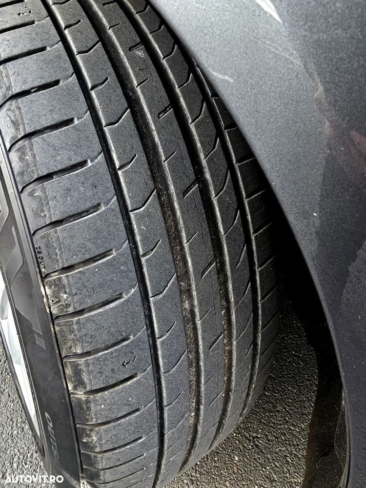 BMW Seria 5 520d Touring Aut. - 37