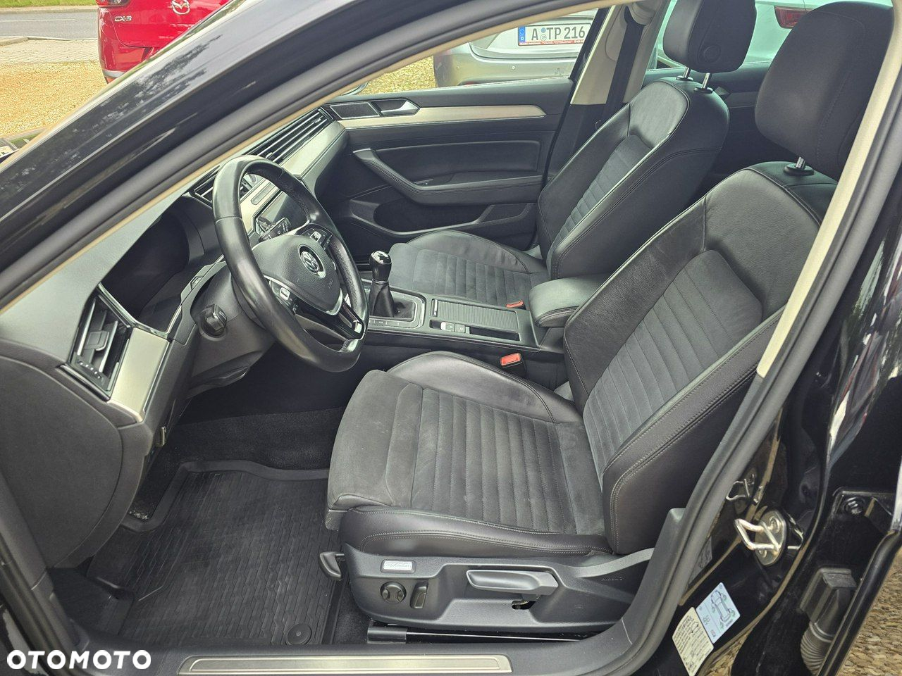 Volkswagen Passat 2.0 TDI BMT Highline - 6