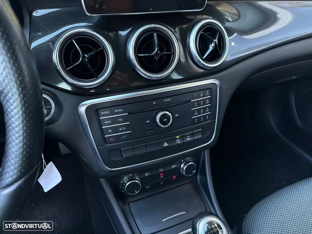 Mercedes-Benz CLA 180 CDi Urban - 19
