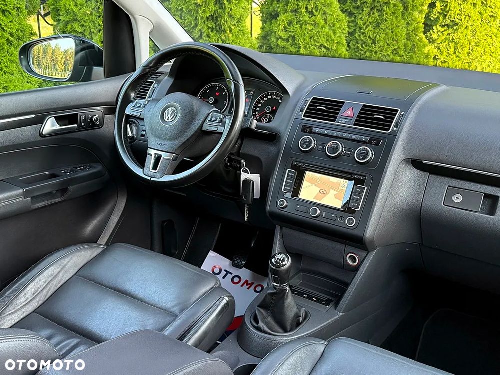 Volkswagen Touran 1.6 TDI DPF Highline - 15