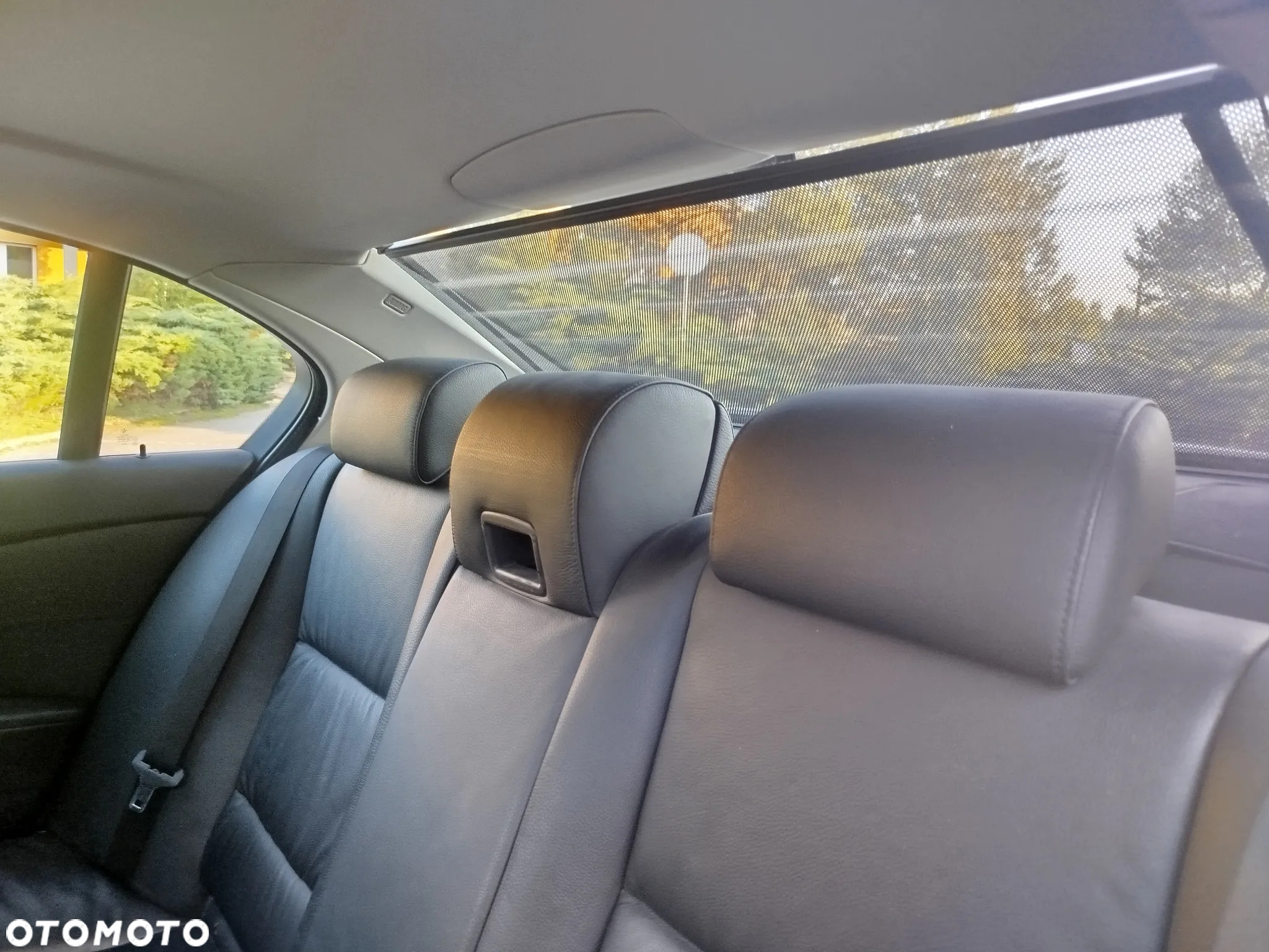 BMW Seria 5 520i - 23