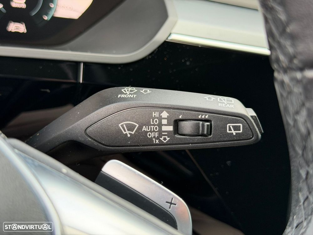 Audi Q8 e-Tron 55 quattro Advanced - 33