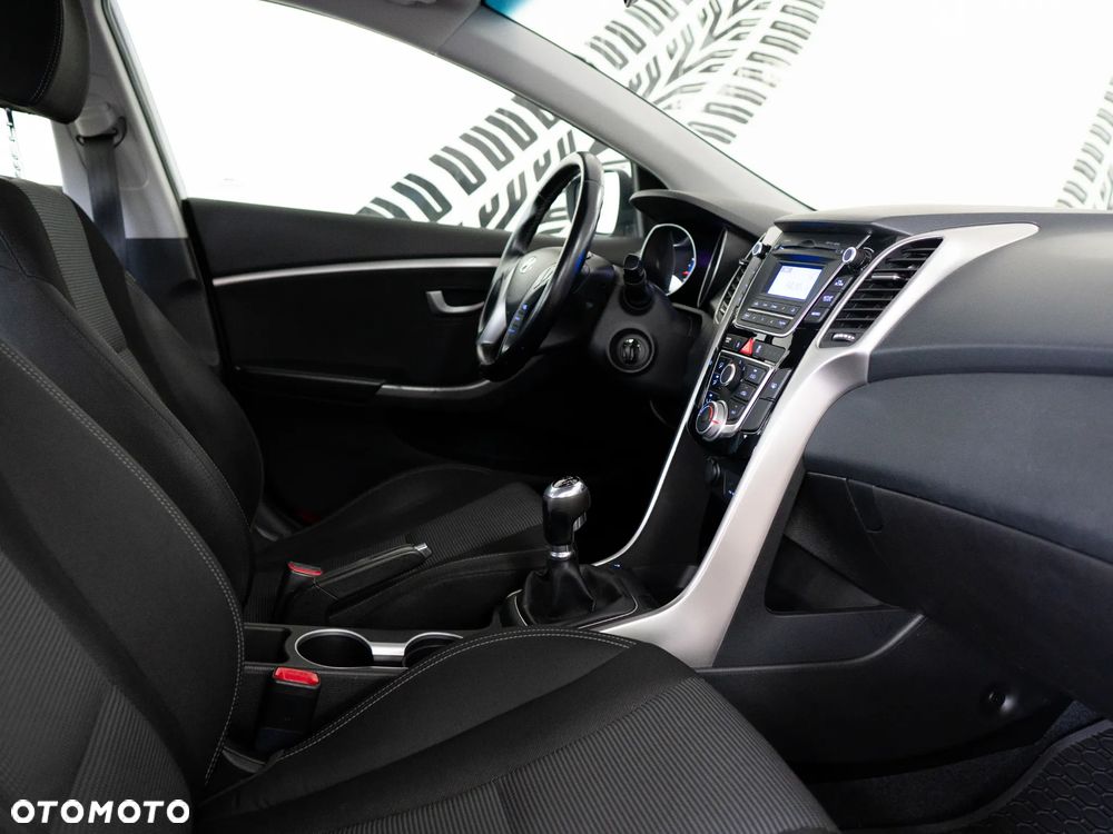 Hyundai i30 1.4 Classic + - 32