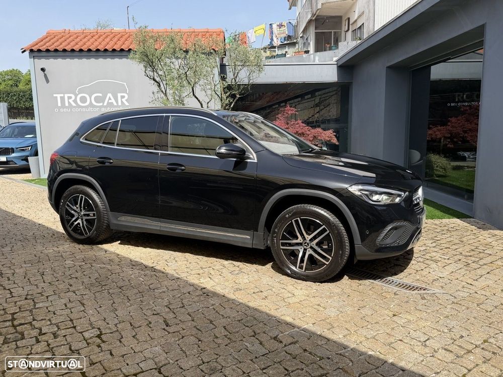 Mercedes-Benz GLA 250 e 8G-DCT Progressive - 4