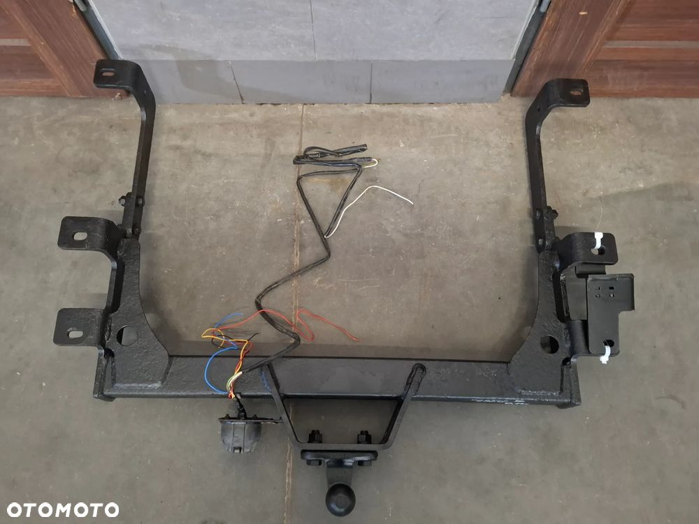 Hak holowniczy Renault Master III 2014 rok - 2