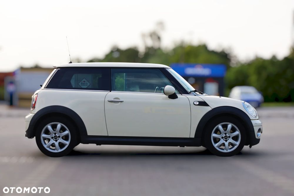 MINI ONE Standard - 7