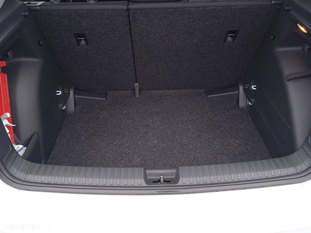 Skoda Fabia 1.0 TSI Selection DSG - 17