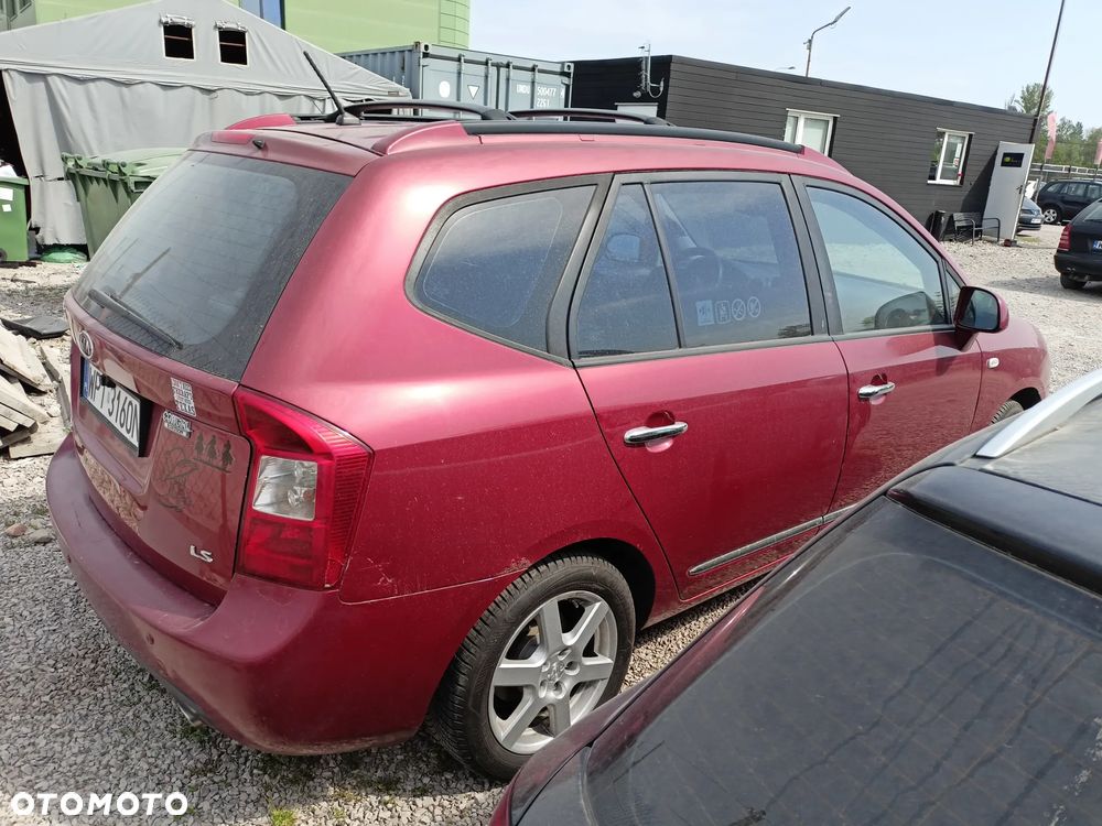 Kia Carens 2.0 EX - 3