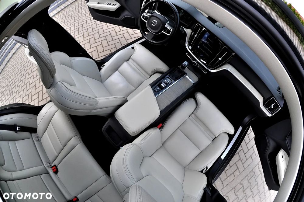 Volvo V60 Cross Country D4 Geartronic Pro - 17