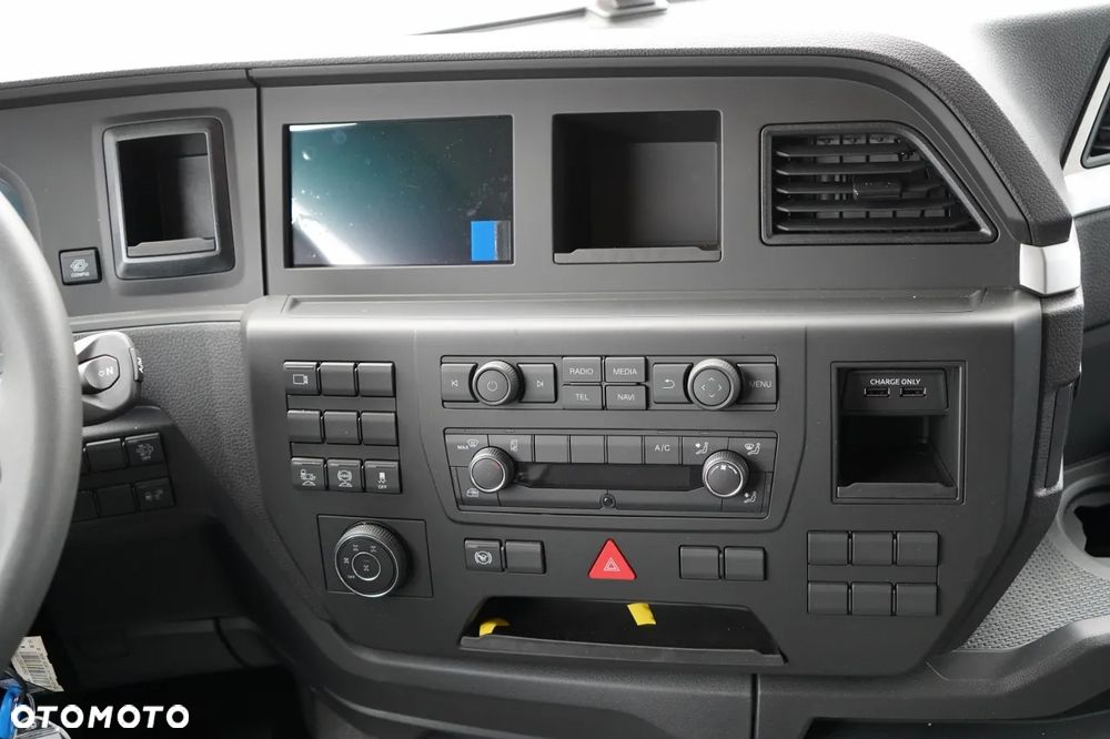 MAN TGS 41.480 / 8X6 / WYWROTKA / AUTOMAT / FABRYCZNIE NOWY / BARDZO BOGATE WYPOSAŻENIE / - 30