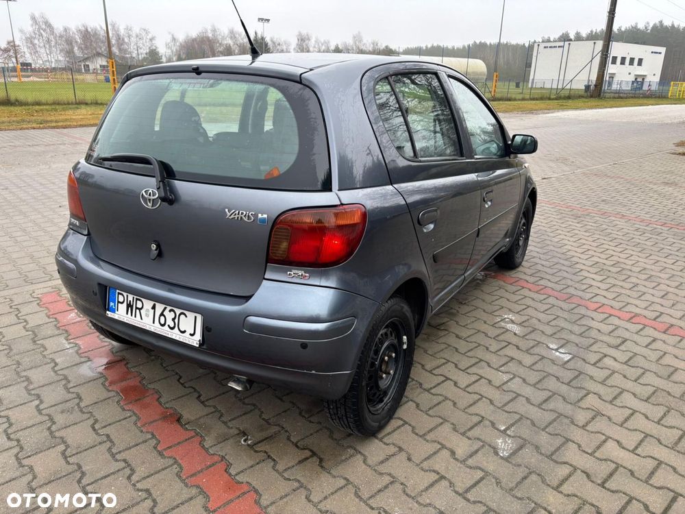 Toyota Yaris - 3