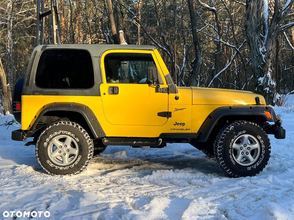 Jeep Wrangler - 6