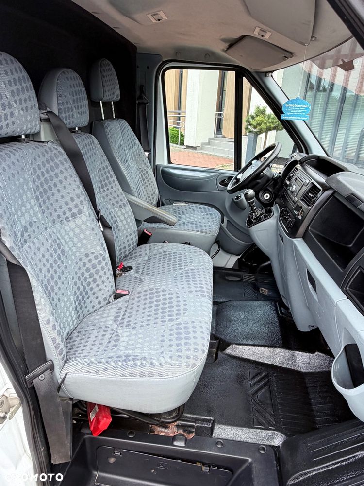 Ford Transit - 10