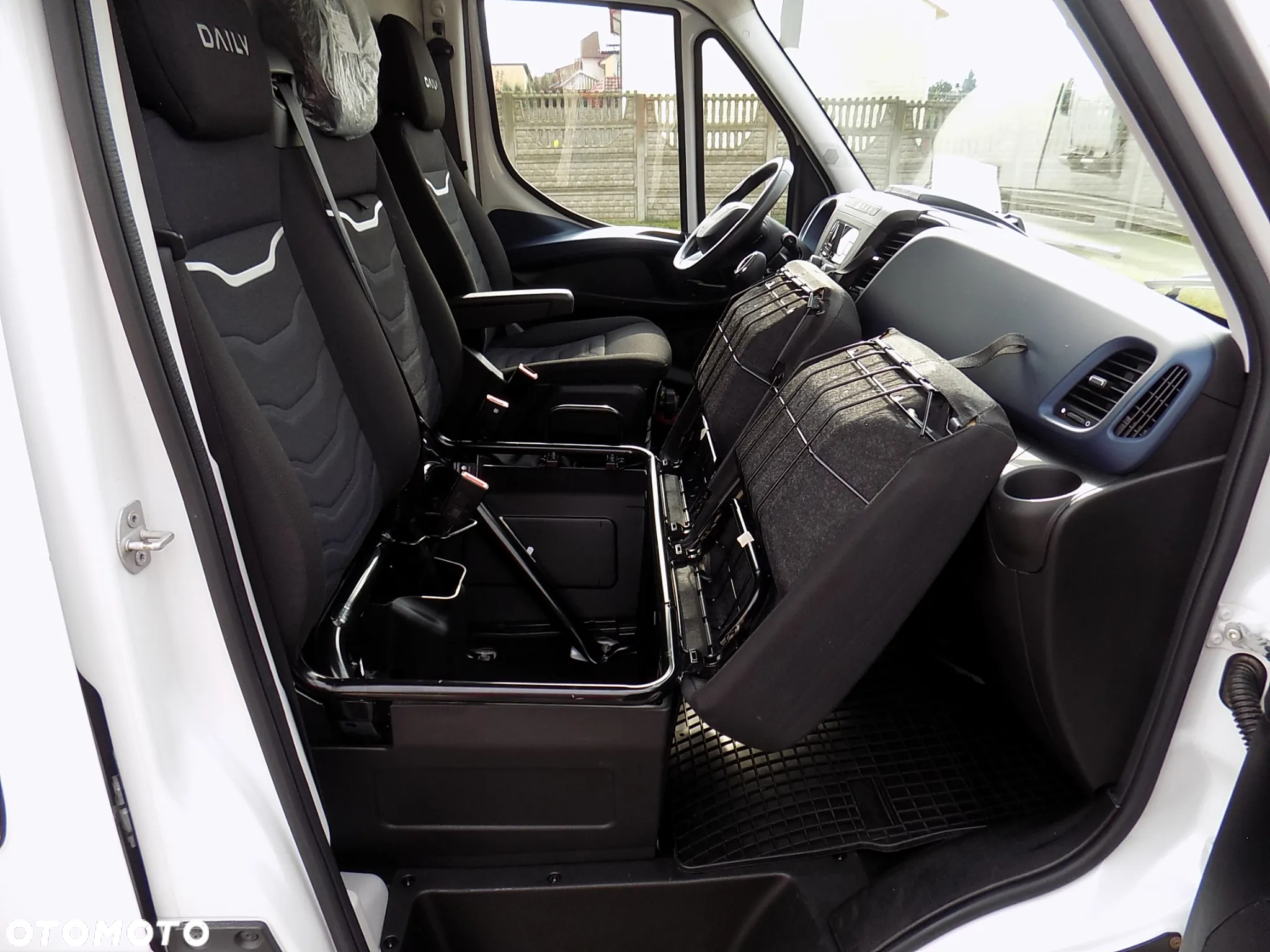 Iveco DAILY; 3.0-180 POWER, FURGON MAXX L4H3 !! - 24