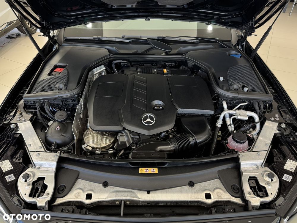 Mercedes-Benz Klasa E 220 d 4-Matic Avantgarde - 19