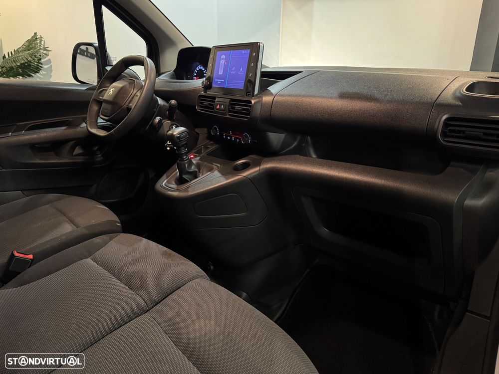 Peugeot Partner - 25