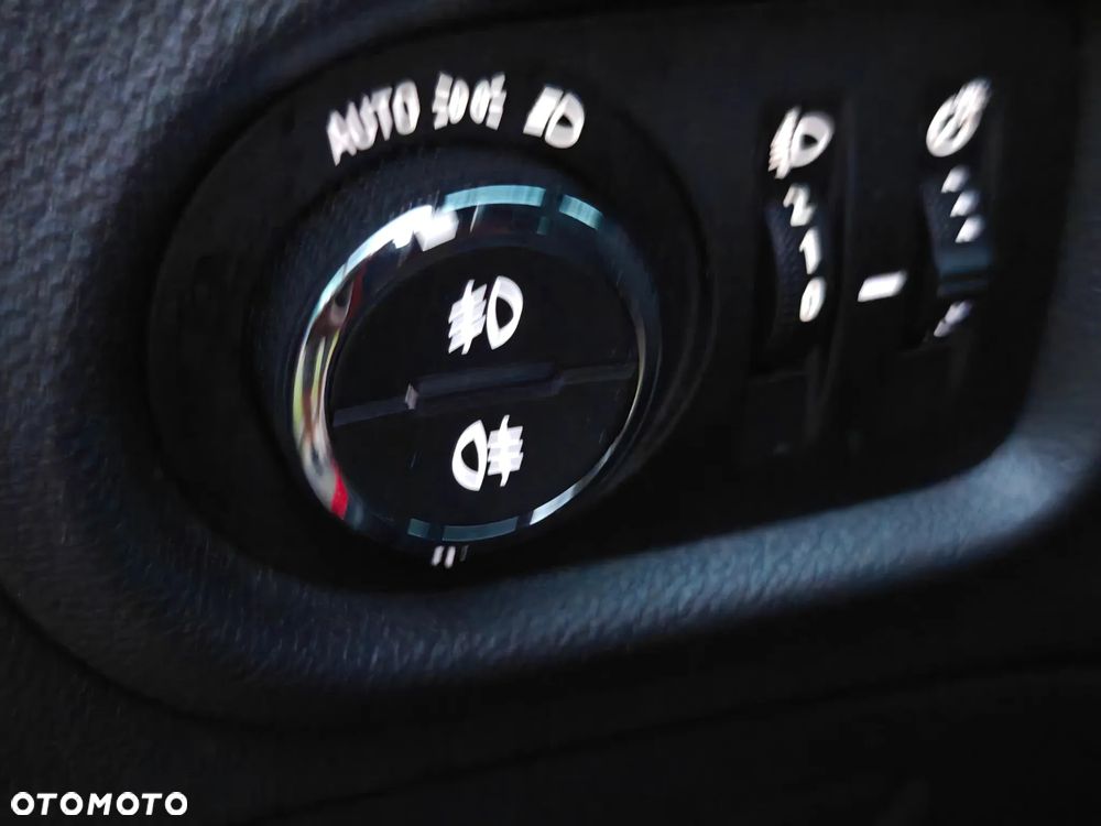 Opel Astra 1.4 Turbo Active - 26