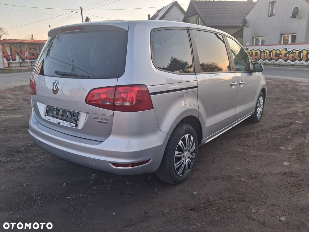 Volkswagen Sharan 2.0 TDI BlueMotion Technology Highline - 4