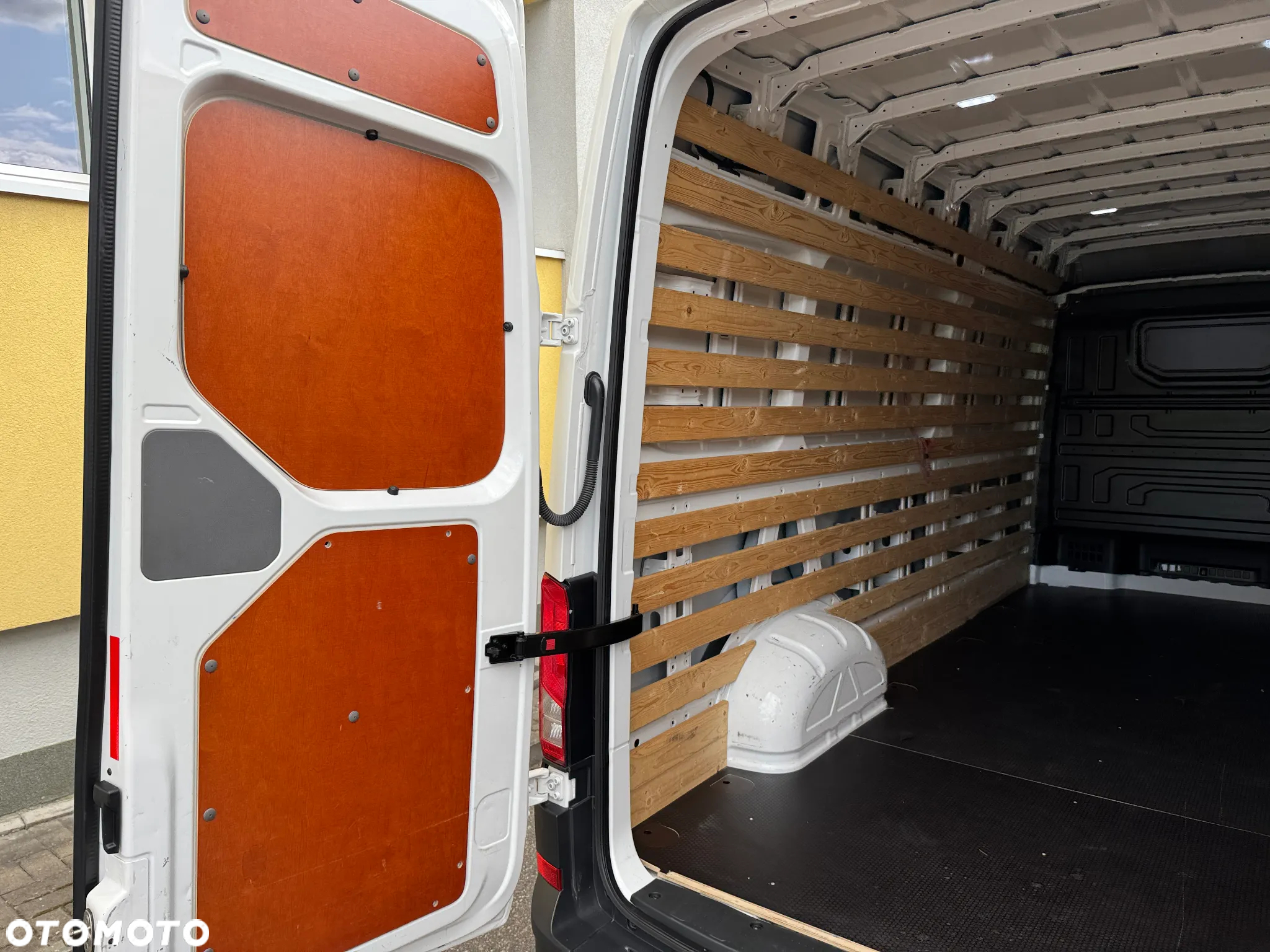 Volkswagen CRAFTER MAX MAXI  L4H2 - 27