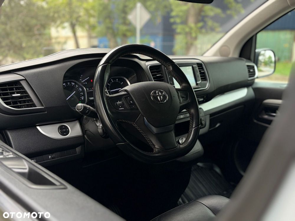 Toyota Proace Verso 2.0 D4-D Long VIP - 26