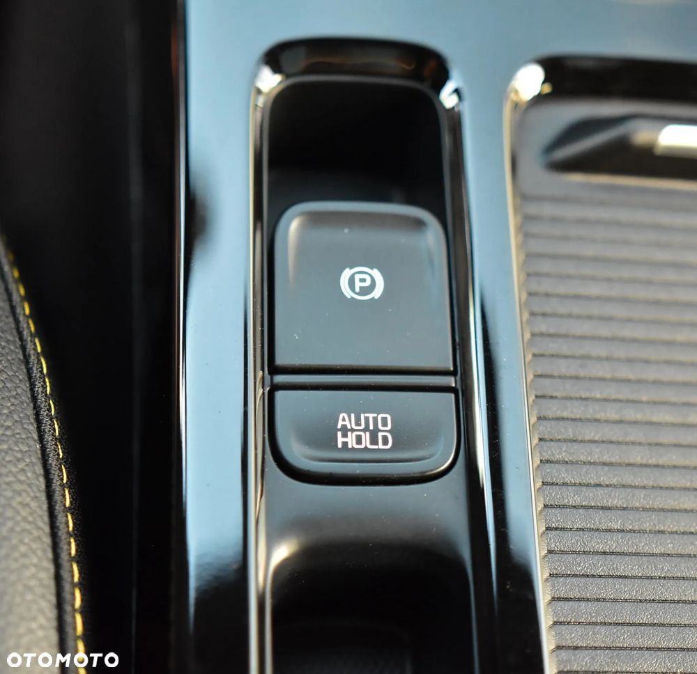 Kia XCeed 1.6 T-GDI OPF DCT7 PLATINUM - 27