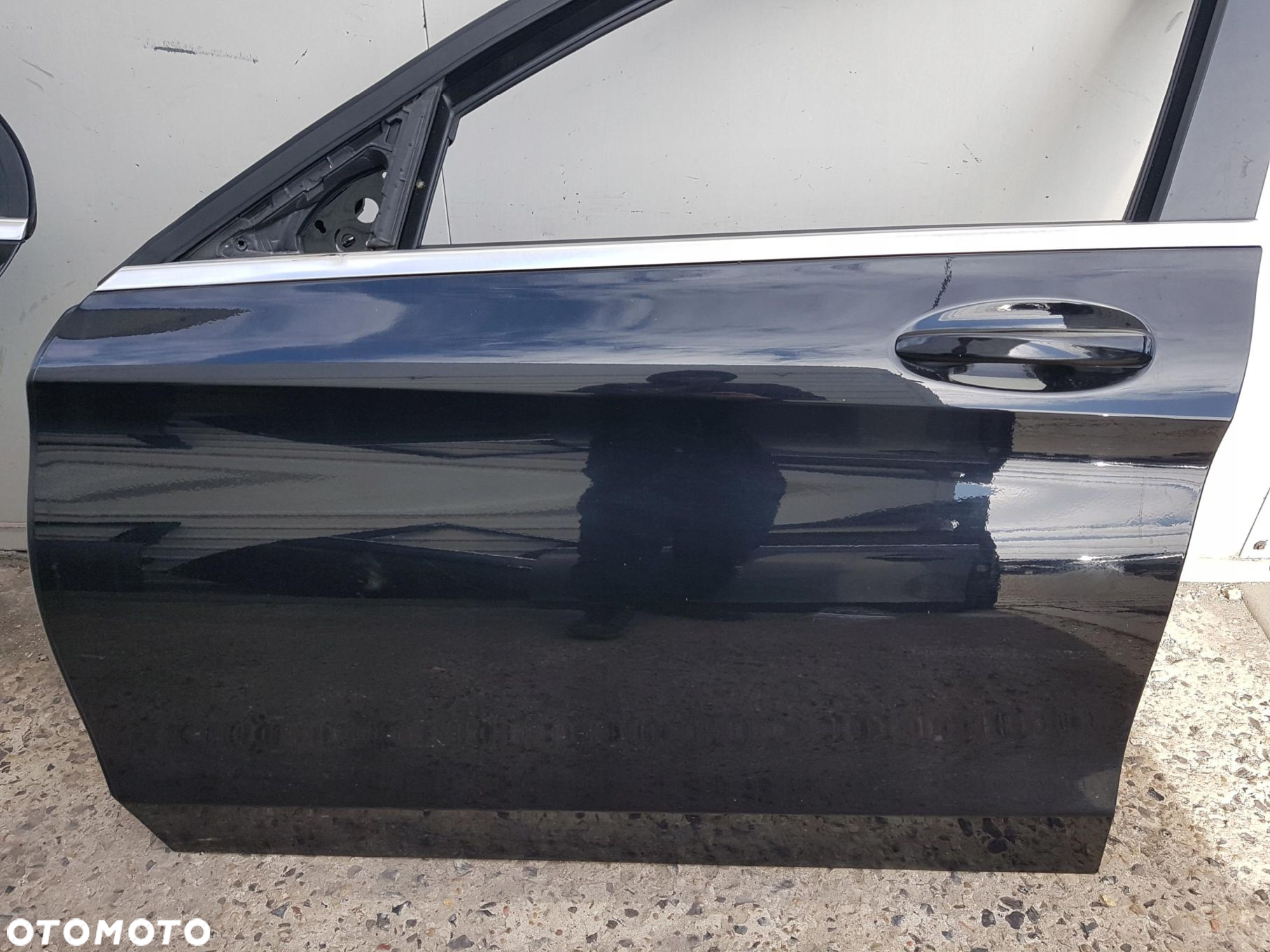 MERCEDES C KLASA W205 14r- DRZWI LEWE PRZÓD 197 - 2