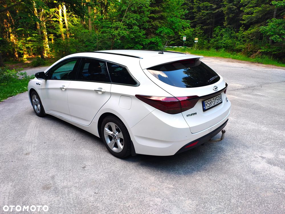 Hyundai i40 Kombi blue 1.6 Classic - 3