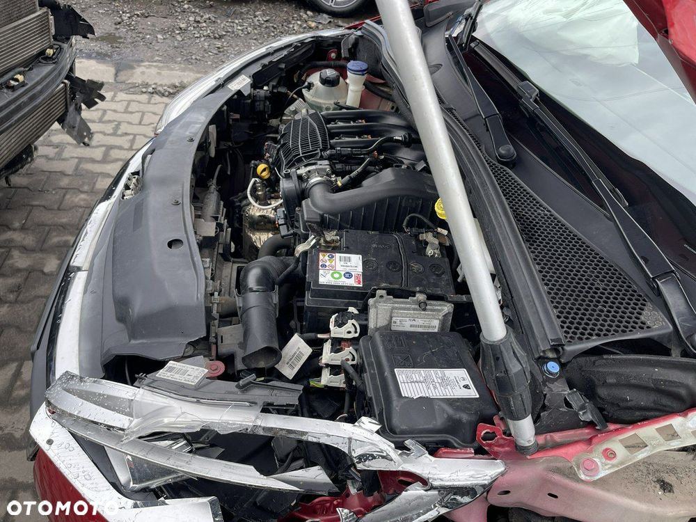 Peugeot 208 1.2 PureTech GPF Allure S&S - 16