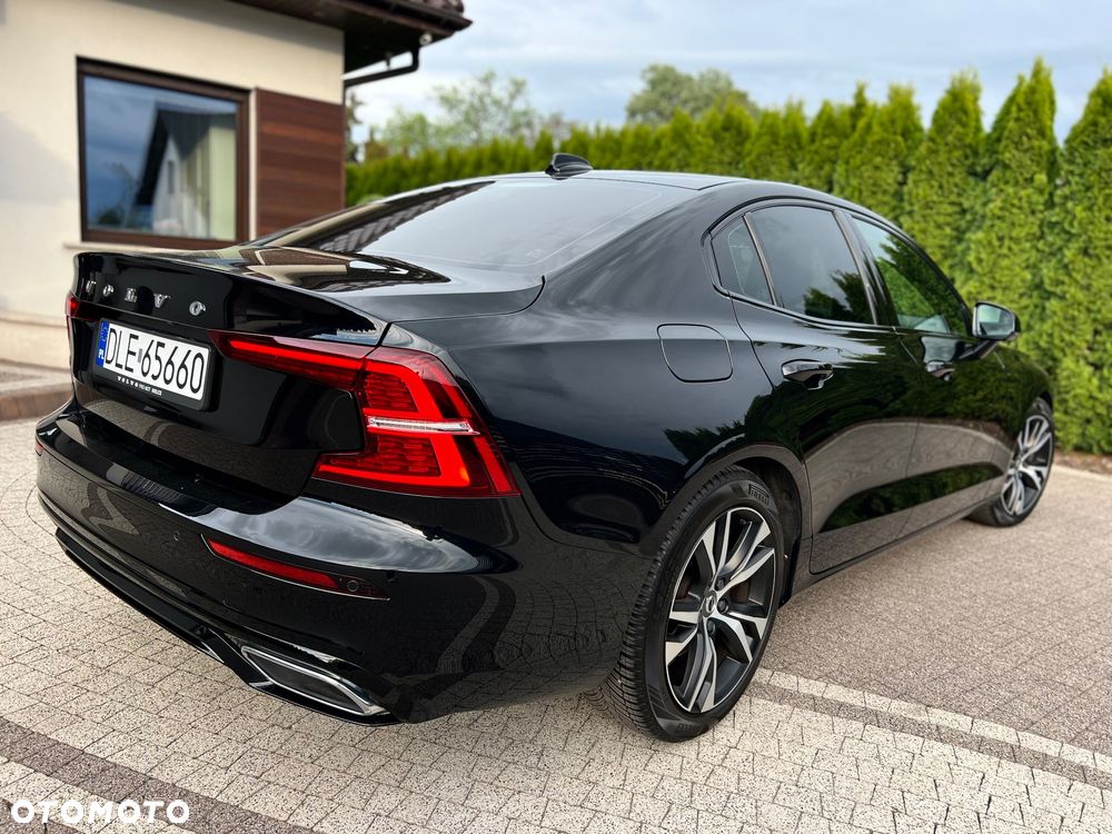 Volvo S60 B4 B R-Design - 24