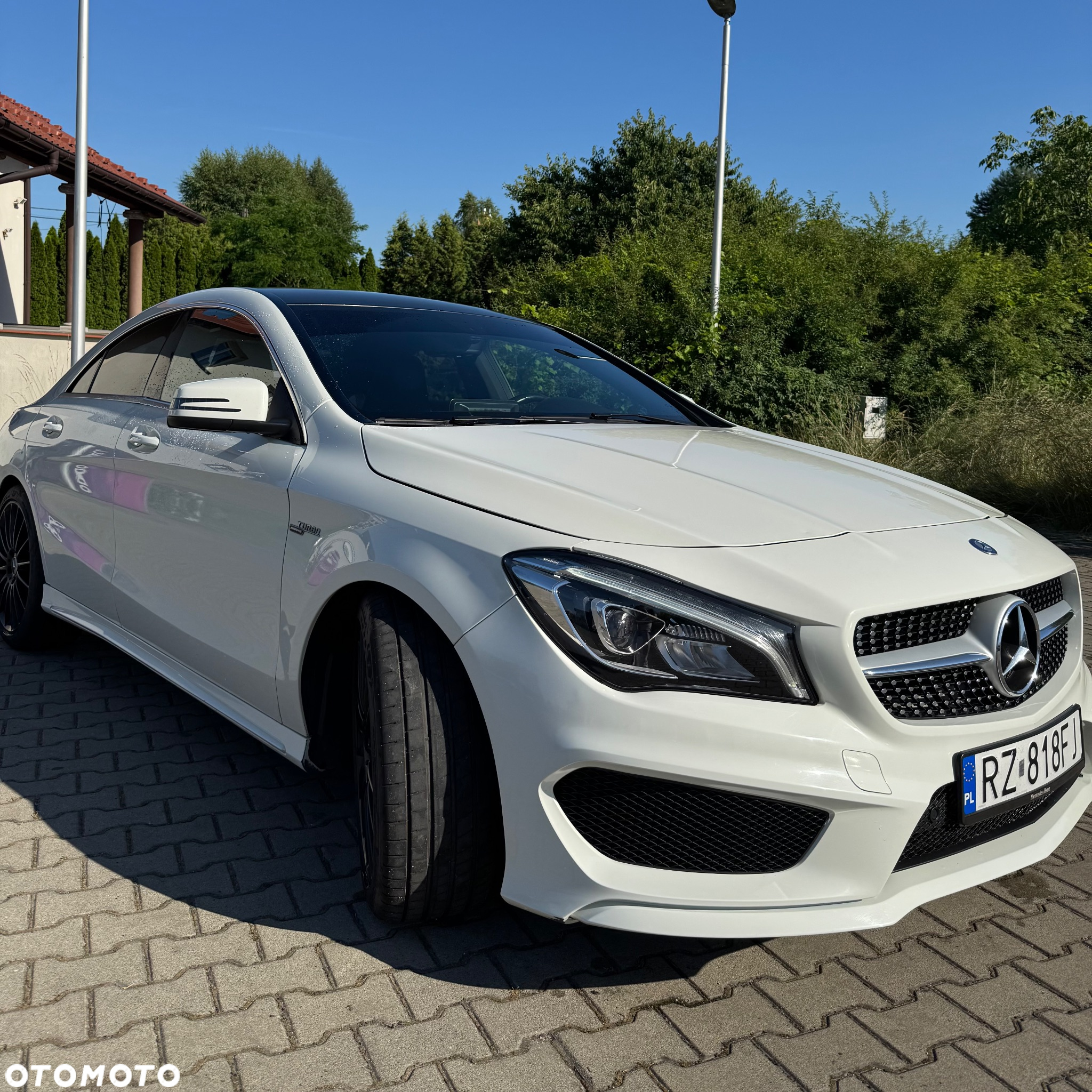 Mercedes-Benz CLA 250 7G-DCT AMG Line - 3