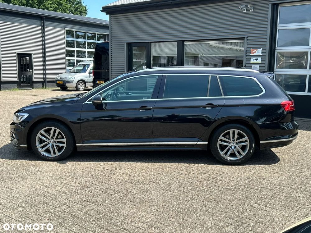 Volkswagen Passat - 3