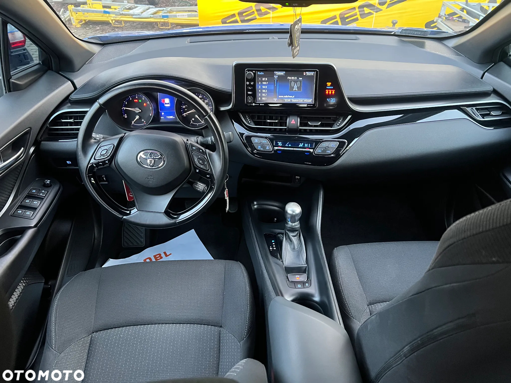 Toyota C-HR - 4