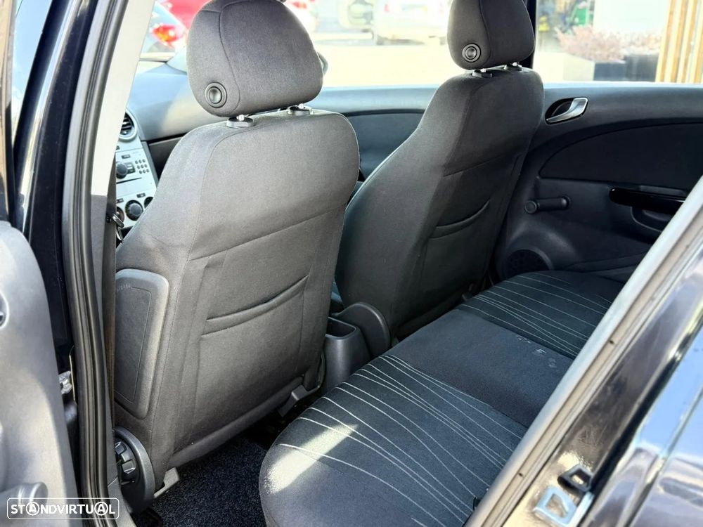 Opel Corsa 1.2 Enjoy - 17