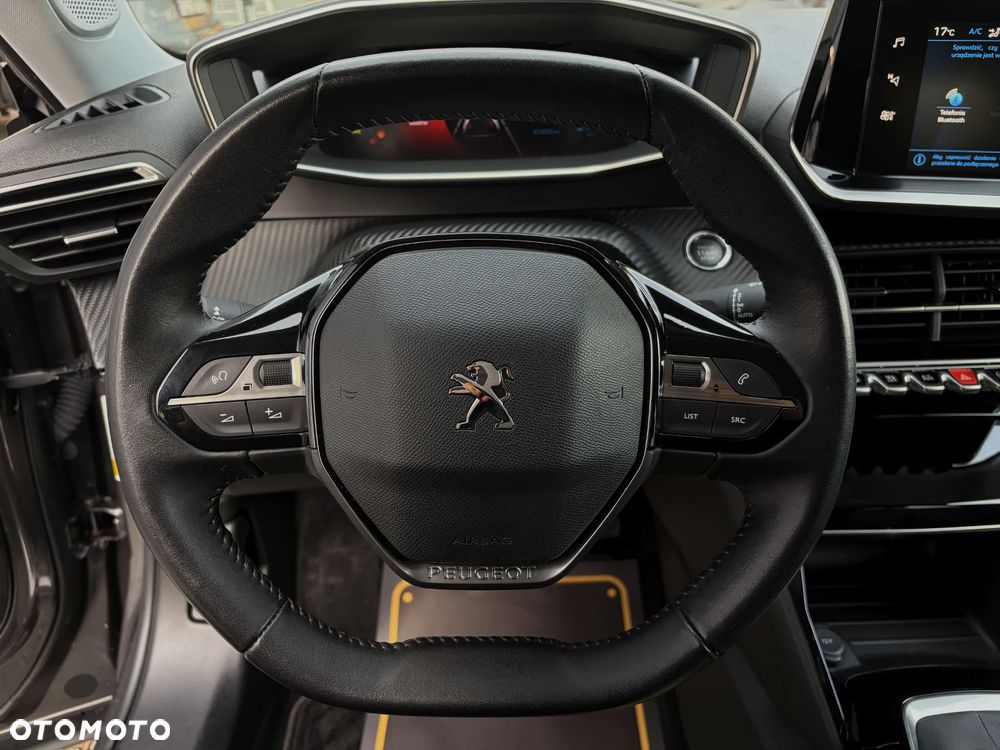 Peugeot 2008 1.2 PureTech Allure Pack S&S - 23
